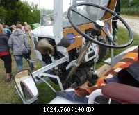 image_id: 916